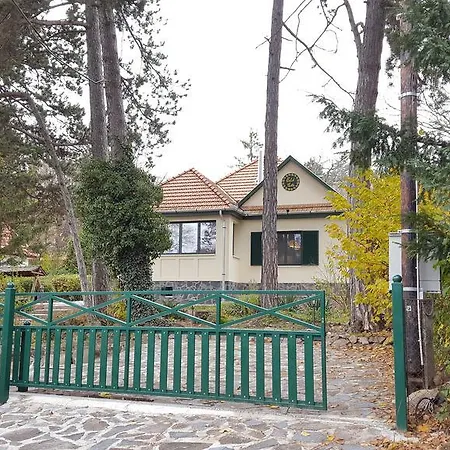 بيت للعطل Edit ماترافوريد