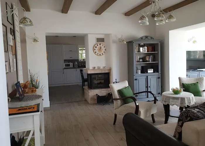 בית נופש Edit *